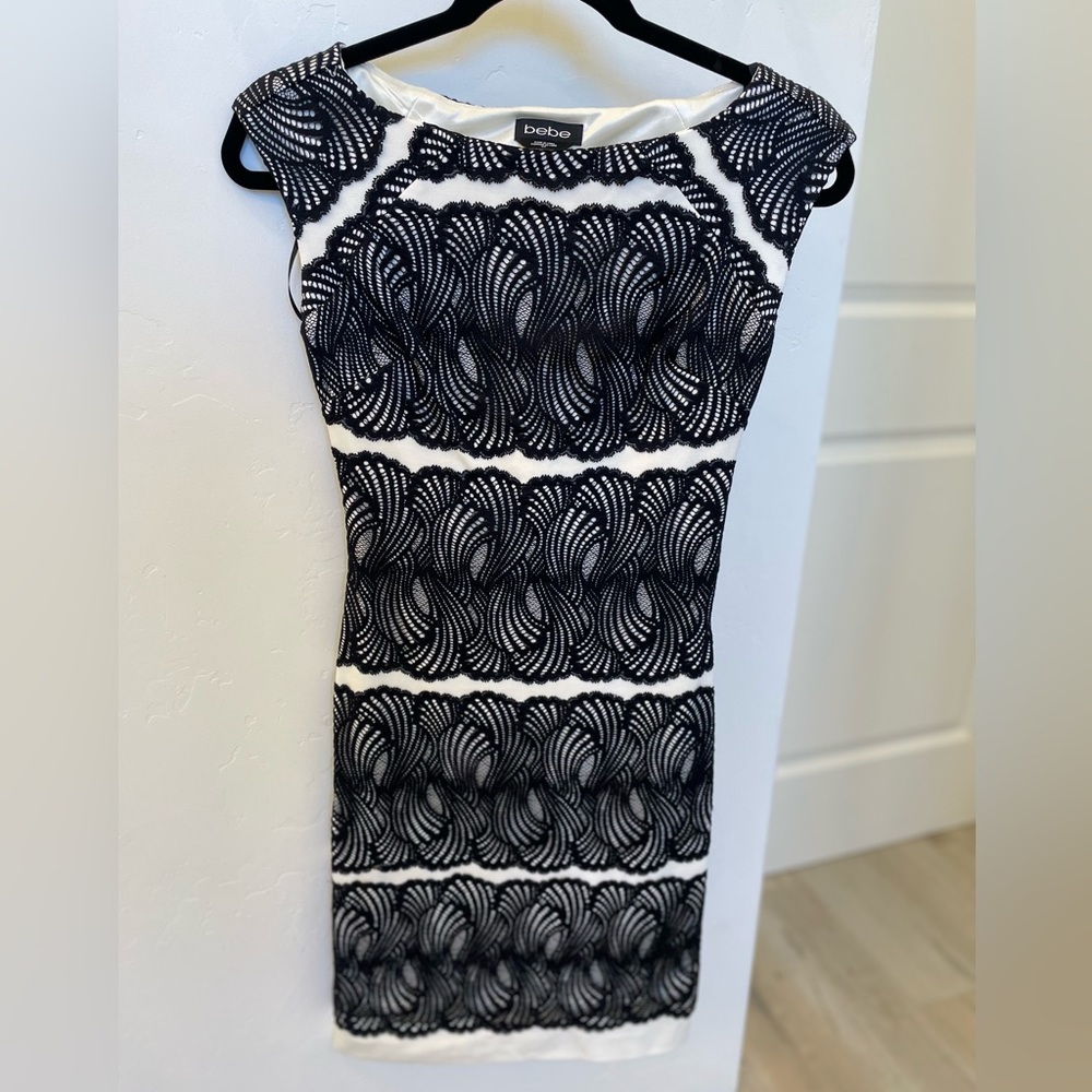 Bebe dress small